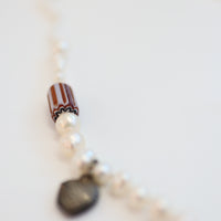 GERALDINE FENN CAMEO ANDPEARL NECKLACE