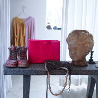 GUNIA PROJECT GLASS CHERUB VASE