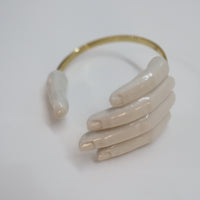 ANDRESGALLARDO HAND GRAB BRACELET