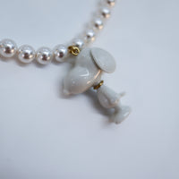 ANDRESGALLARDO SNOOPY & PEARLS NECKLACE