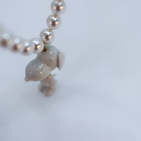 ANDRESGALLARDO SNOOPY & PEARLS NECKLACE