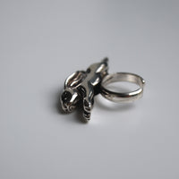 ANDRESGALLARDO RABBIT JUMPING METAL RING SILVER