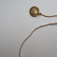 ANDRESGALLARDO FIST&PEARLS NECKLACE