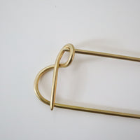 O'Tru no Trus BIG PIN SCULPTURE『J』