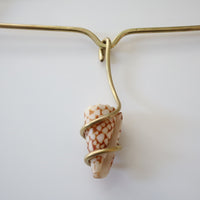 O'Tru no Trus BIG PIN SCULPTURE『F』