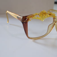 ANIGIG MOLDING GLASSES