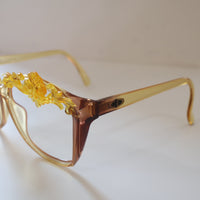 ANIGIG MOLDING GLASSES
