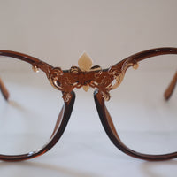ANIGIG MOLDING GLASSES