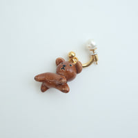 ANDRESGALLARDO SNUFFY & PEARL SING EARRING
