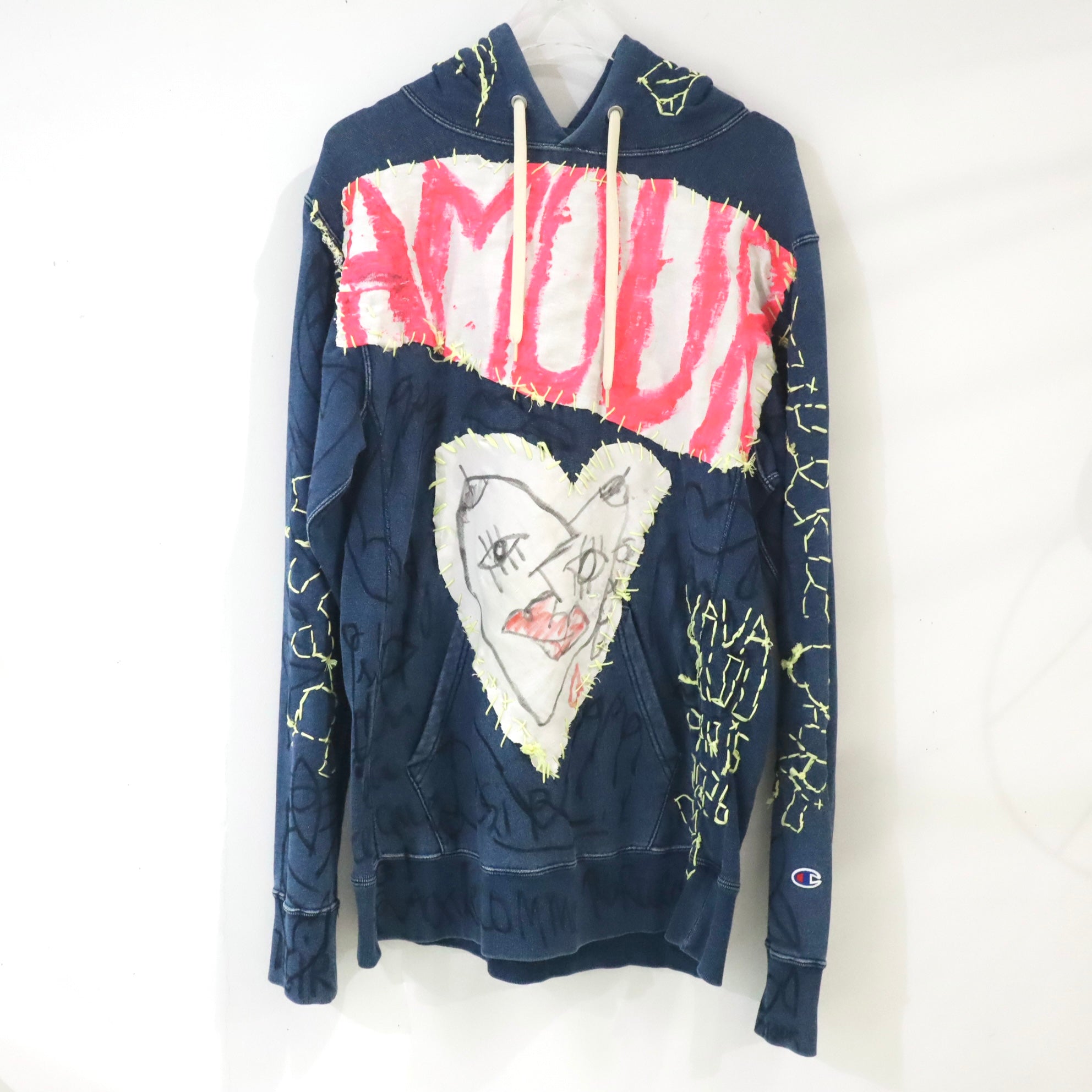 VAVA DUDU EMBROIDERY HOODIE – GIGINA