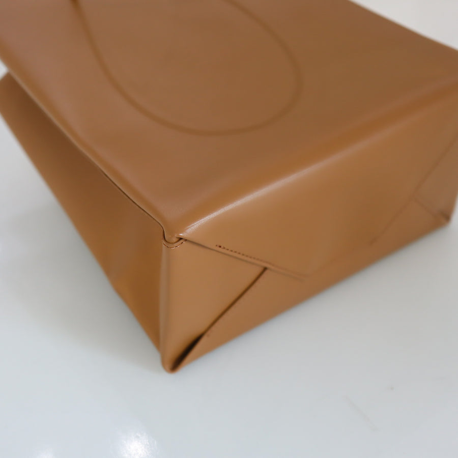 UNKNOWN PRODUCTSLEATHER PAPER BAG