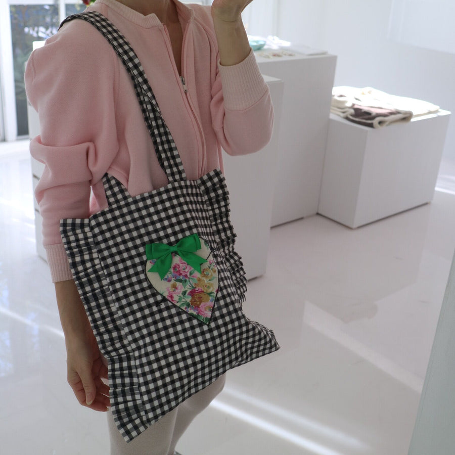 THE MAGPIE AND THE WARDROBEBLACK GINGHAM TOTE