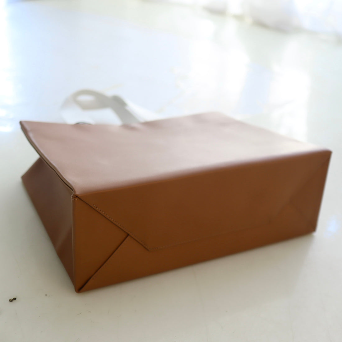 UNKNOWN PRODUCTS LEATHER PAPER BAG BIG