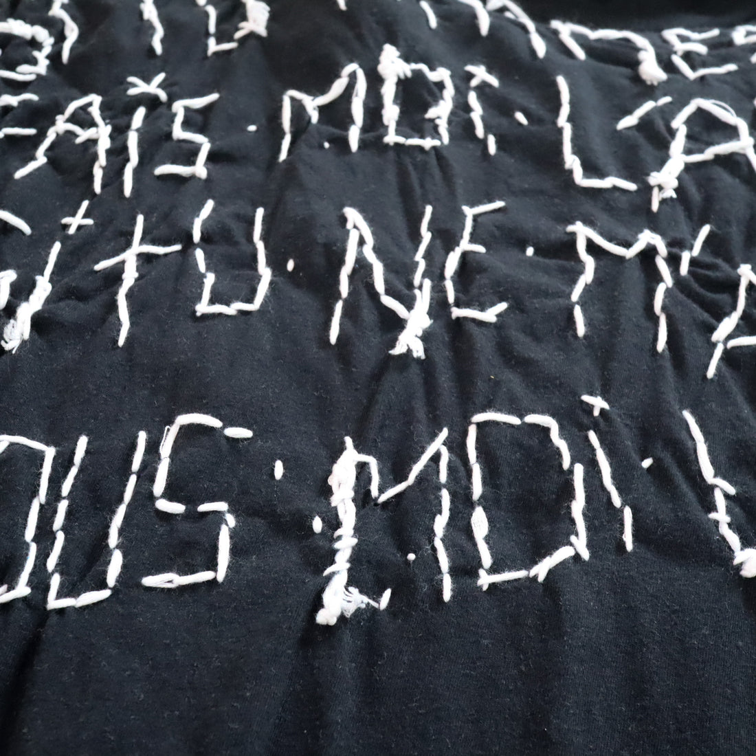 VAVA DUDU  EMBROIDERY T-SHIRTS