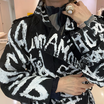 VAVA DUDU   PAINTED COAT 77 BLACK×WHITE