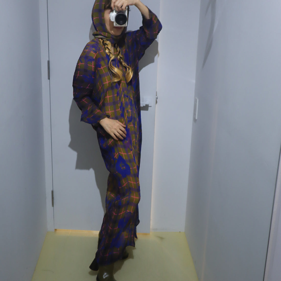 JULIA HEUER  SUE HANDPLEATED KAFTAN IN MALIK