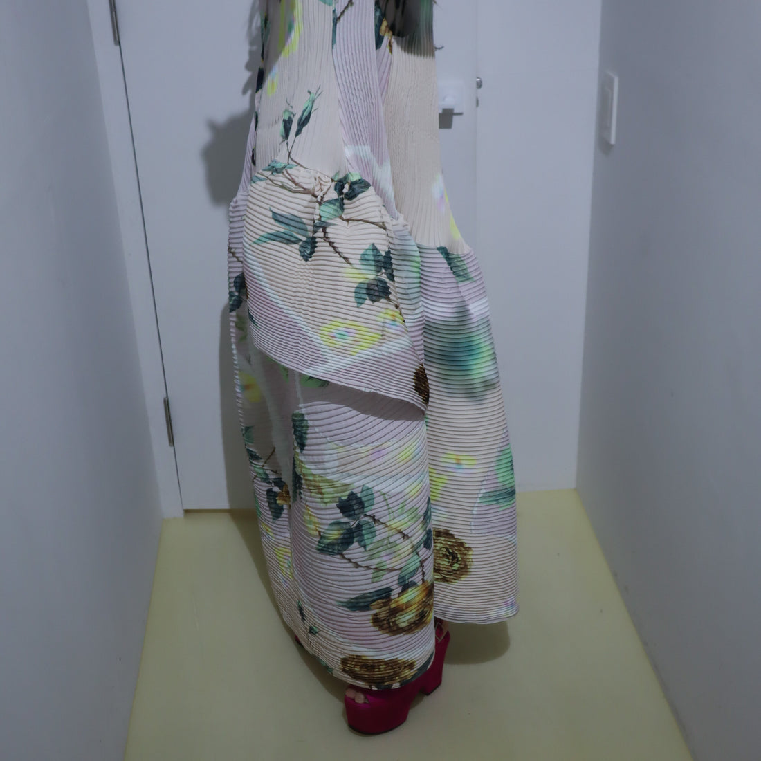 JULIA HEUER  MAYA HANDPLEATED DRESS IN EDWARD