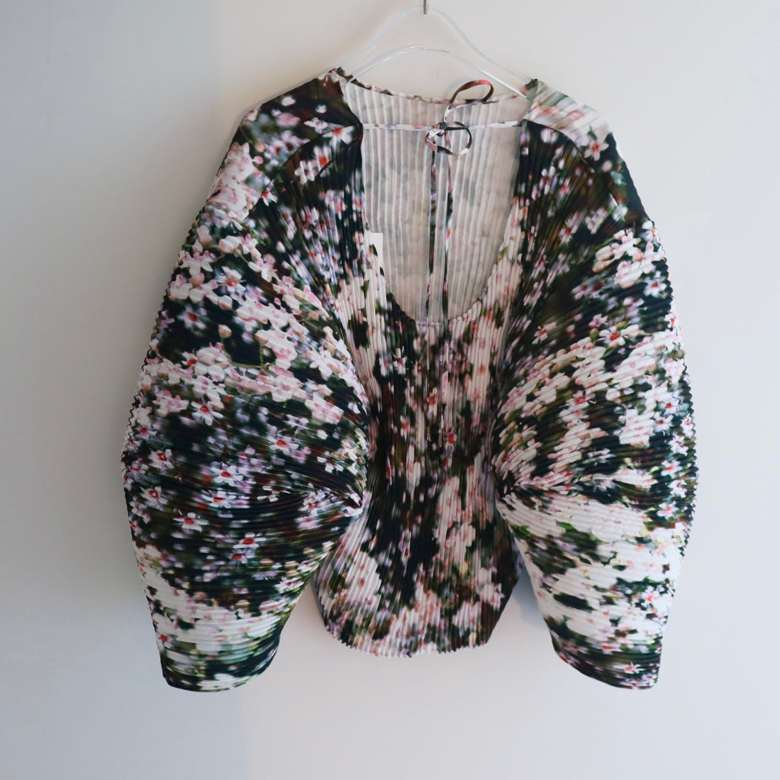 JULIA HEUER  POLLUX HANDPLEATED TOP IN HOLLE