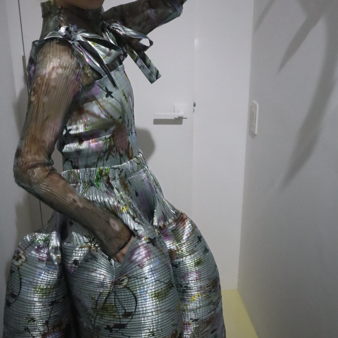 JULIA HEUER  LEE PLEATED TOP TRANSPARENT