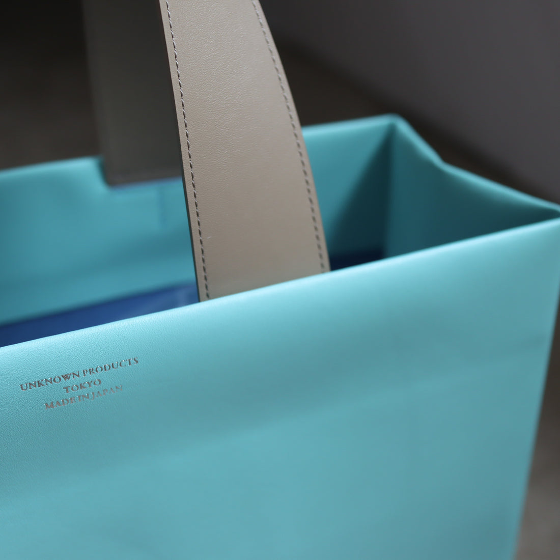 UNKNOWN PRODUCTS  LEATHER PAPER BAG BIG