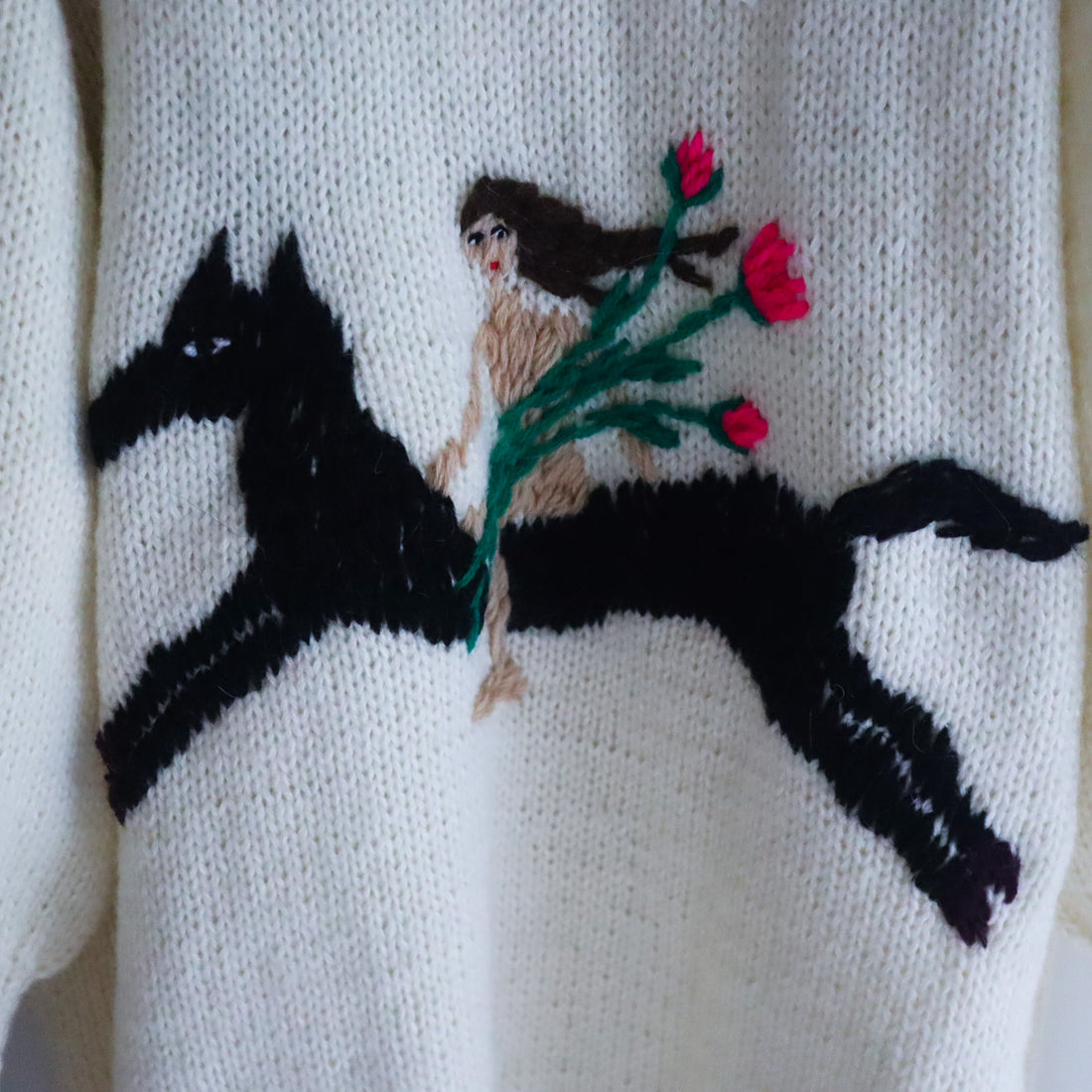 SOFIO GONGLI  FLOWER KNIT CARDIGAN "K"