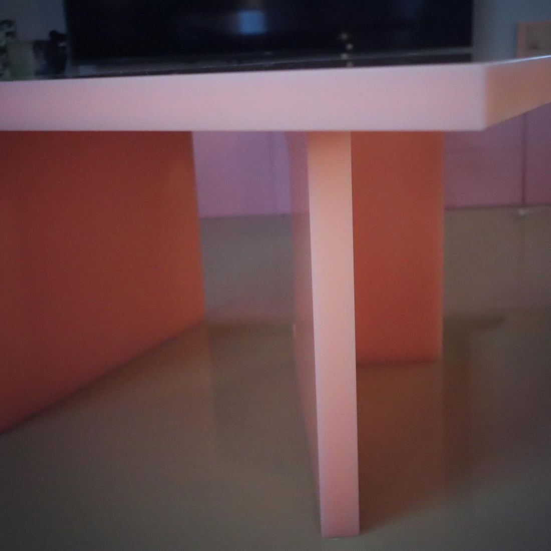 【受注生産】
GIGINA FURNITURE  ACRYLIC BLOCK TABLE