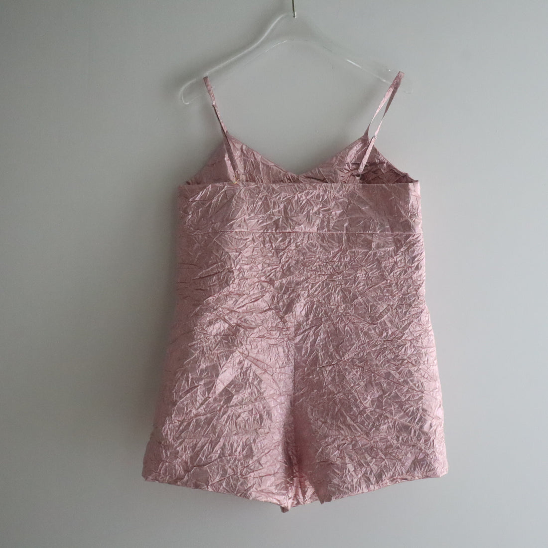 ANIGIG  SILVER METALIC CAMISOLE
