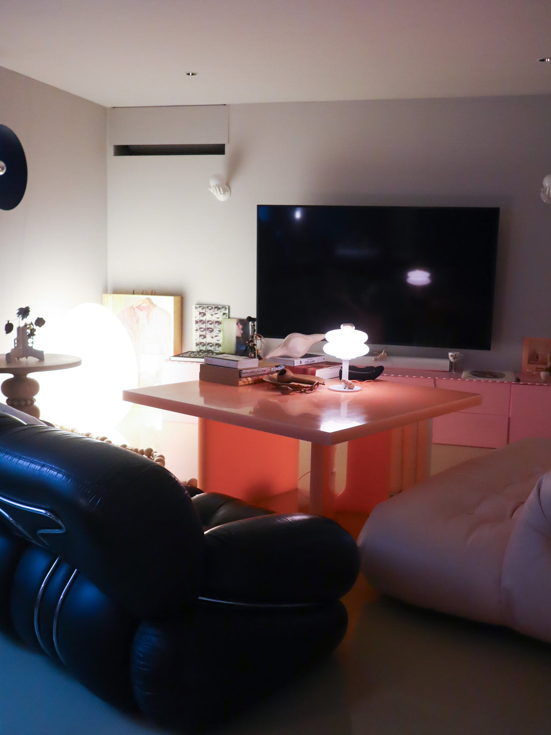 【受注生産】
GIGINA FURNITURE  ACRYLIC BLOCK TABLE