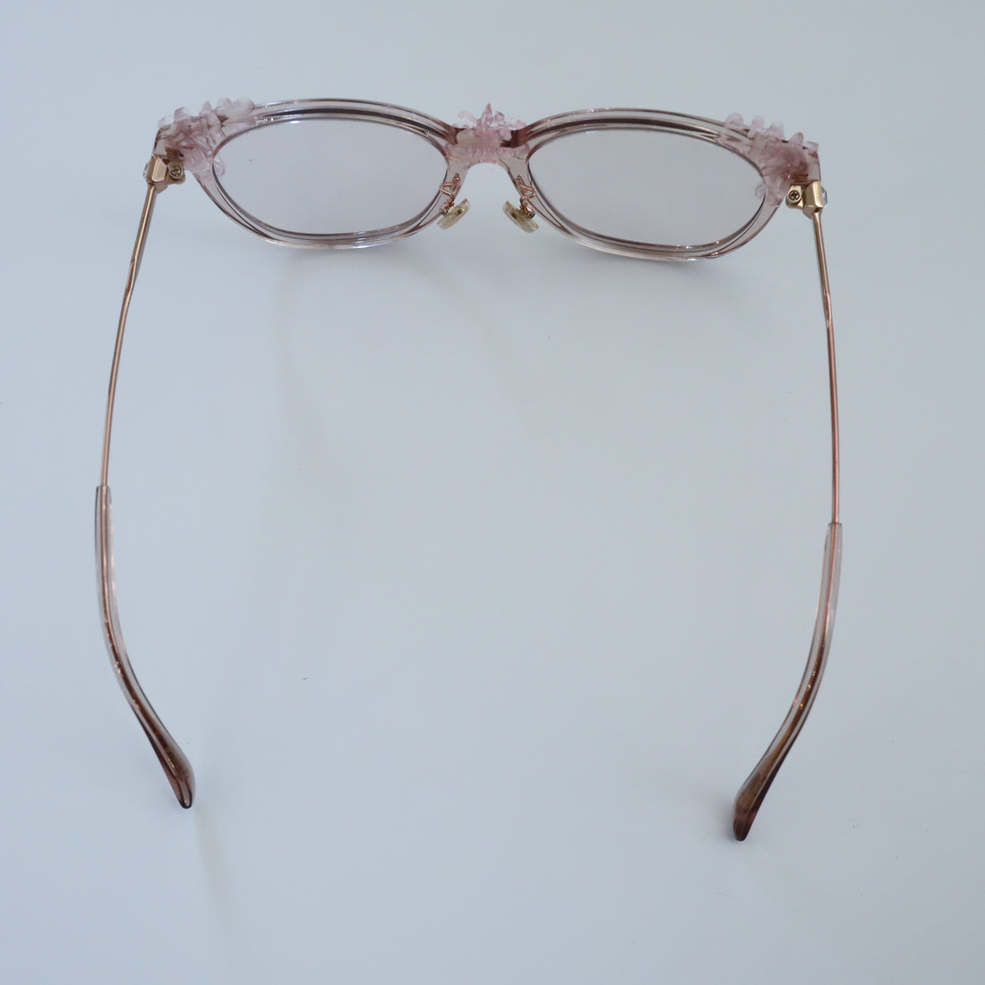 ANIGIG  MOLDING GLASSES