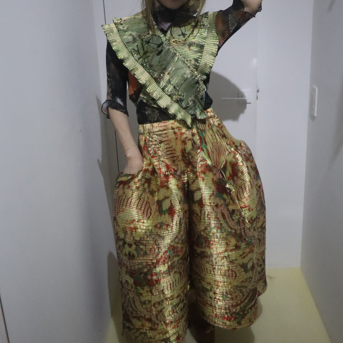 JULIA HEUER  HANDPLEATED KENZA SKIRT IRIDESCENTJIM