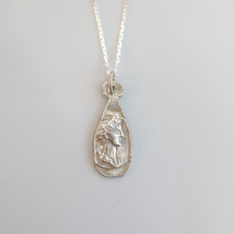 GERALDINE FENNSILVER PENDANT