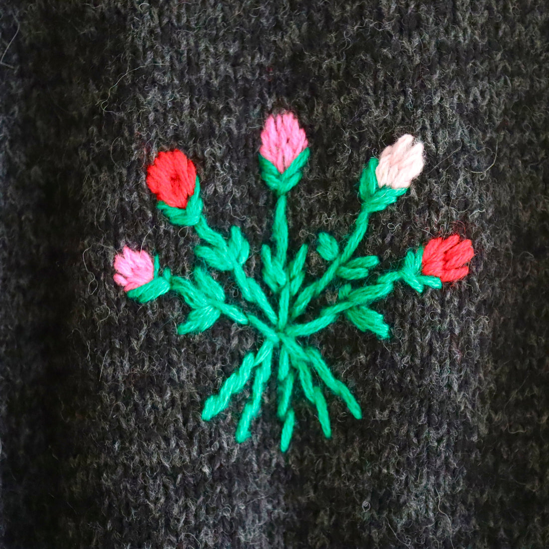 SOFIO GONGLI  FRILL KNIT CARDIGAN DARKGRAY