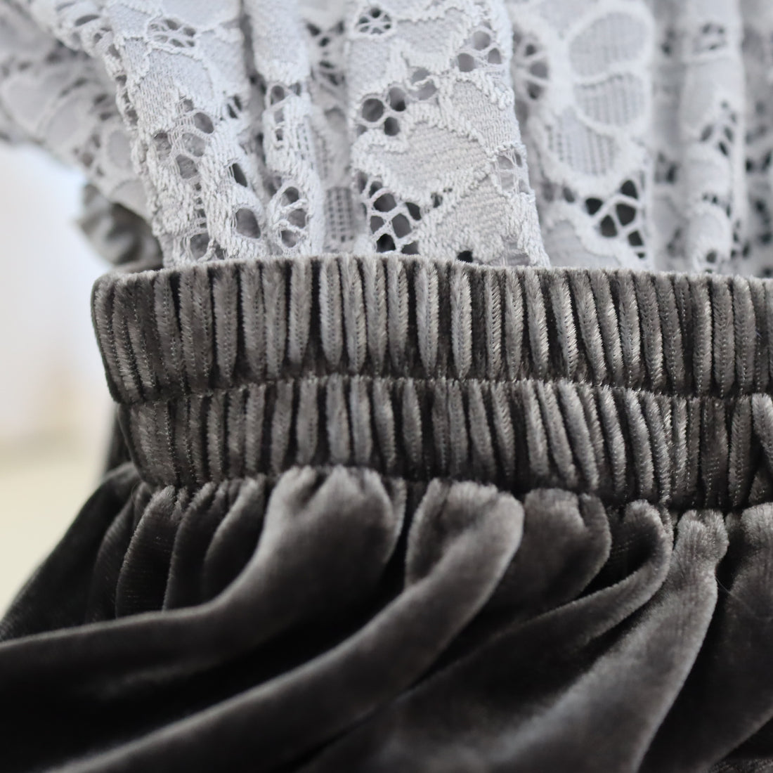 TRANSE PARIS  SILK VELVET PANTS