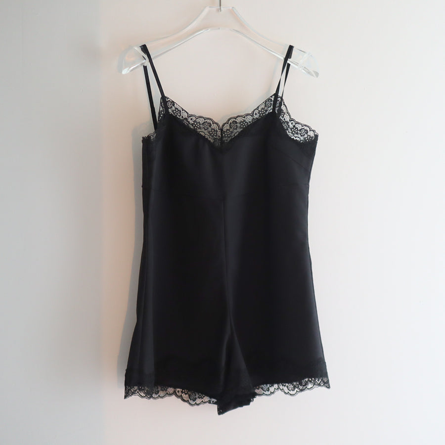 ANIGIGCAMISOLE LACE PLAYSUIT