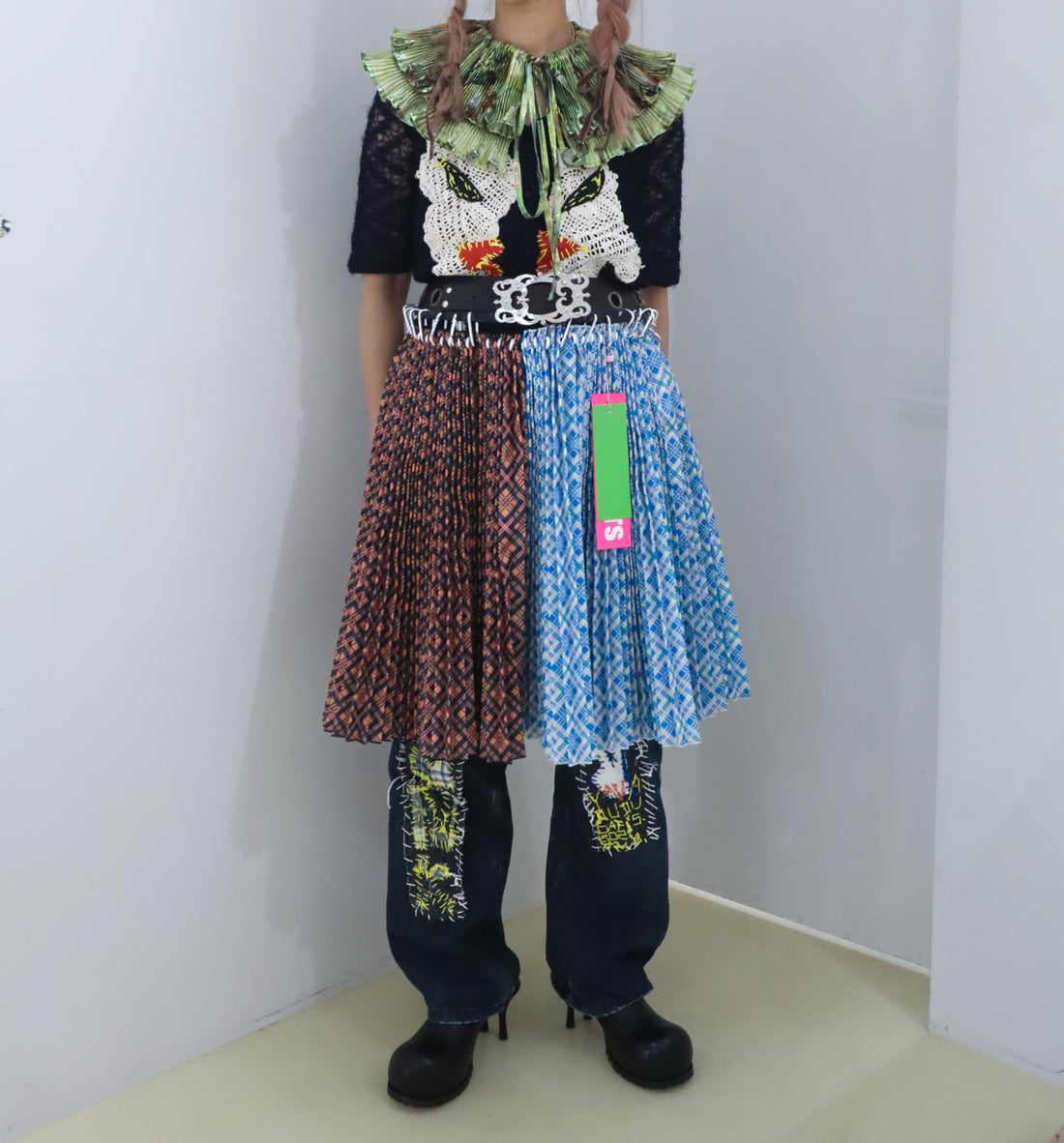 CHOPOVA LOWENA  PAT KNEE CARABINER SKIRT