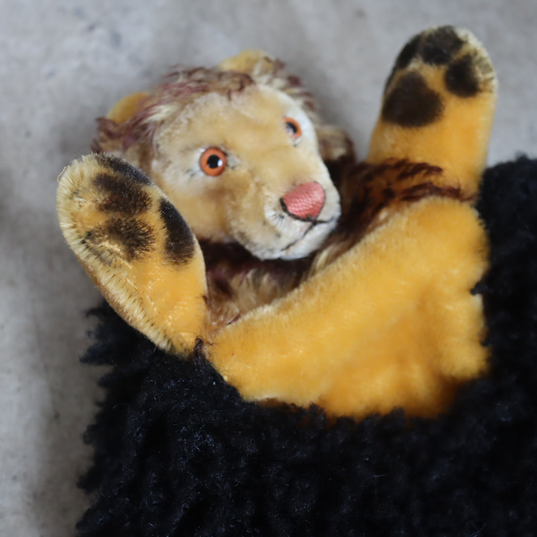 ANIGIG  ANIMAL FLUFFY SHOULDER BAG"LION"
