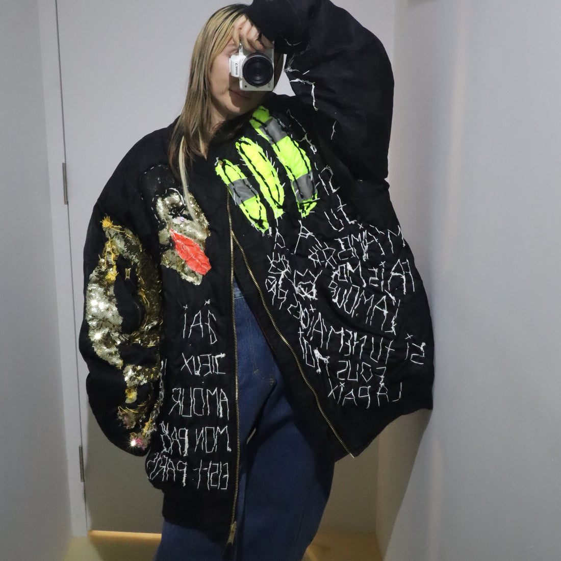 VAVA DUDU  EMBROIDERY MA-1 JACKET BLACK (A)