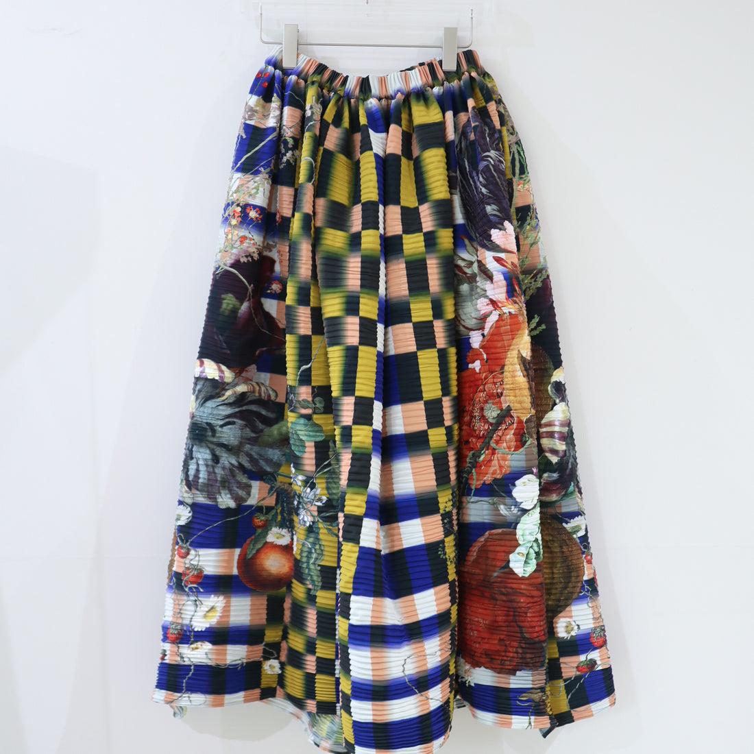 JULIA HEUER  GAIA SKIRT IN LUCAS