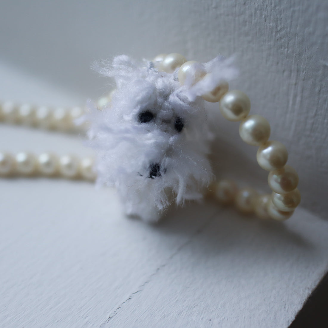 MINITURE FLUFFY  DOG”WHITE"