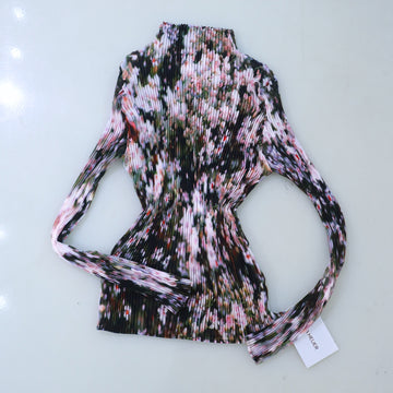 JULIA HEUER  LEE PLEATED TOP IN HOLLE