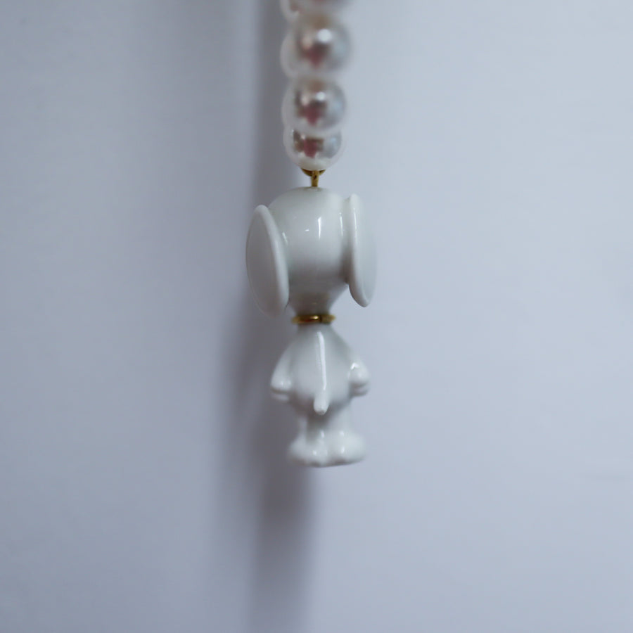 ANDRESGALLARDOSNOOPY & PEARLS NECKLACE