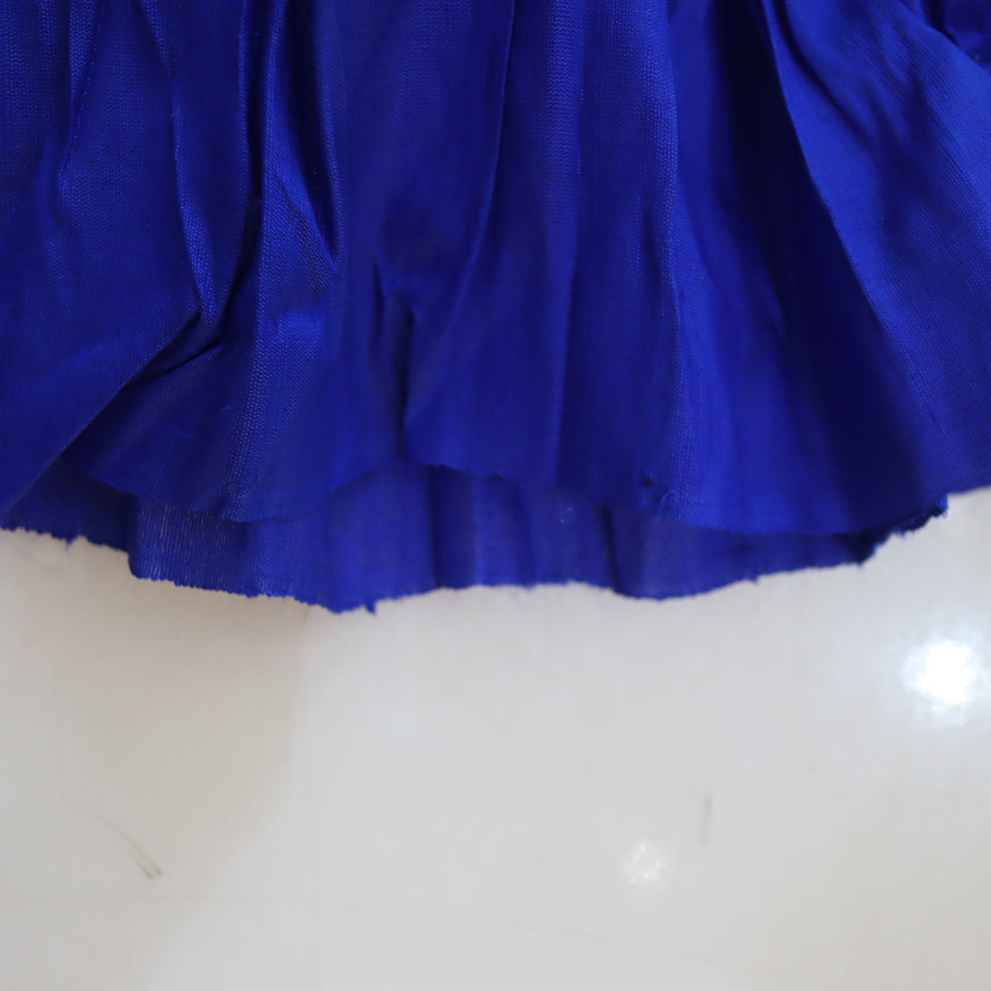 NONG RAK  WRAP SNAP PLEATED CONTRAST SKIRT