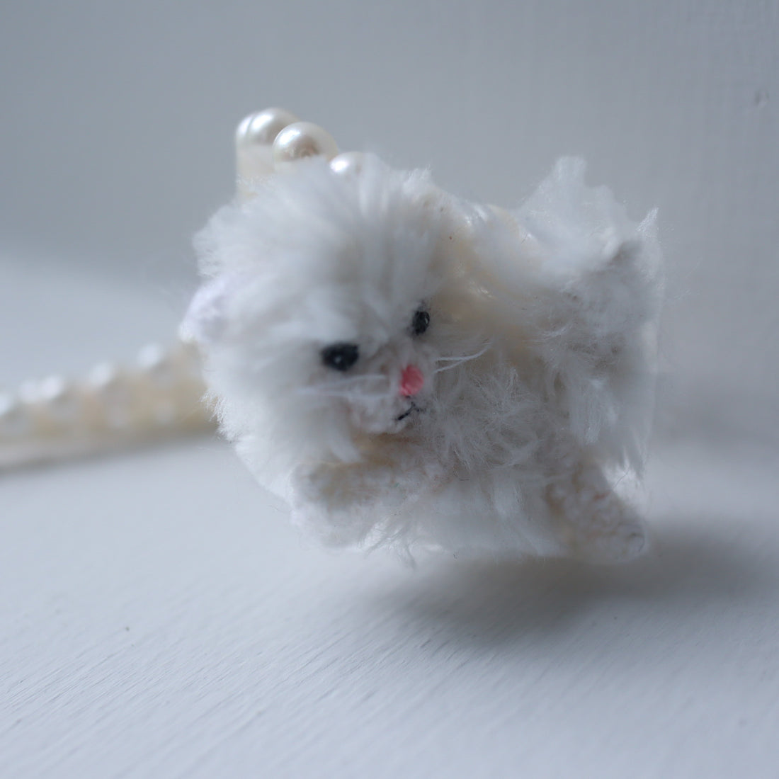 MINITURE FLUFFY BEAR “WHITE”