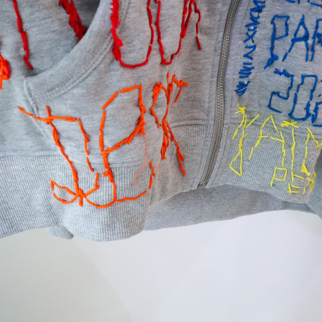 VAVA DUDU  EMBROIDERY HOODIE GRAY