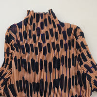 JULIA HEUER  LEE PLEATED TOP IN MIA