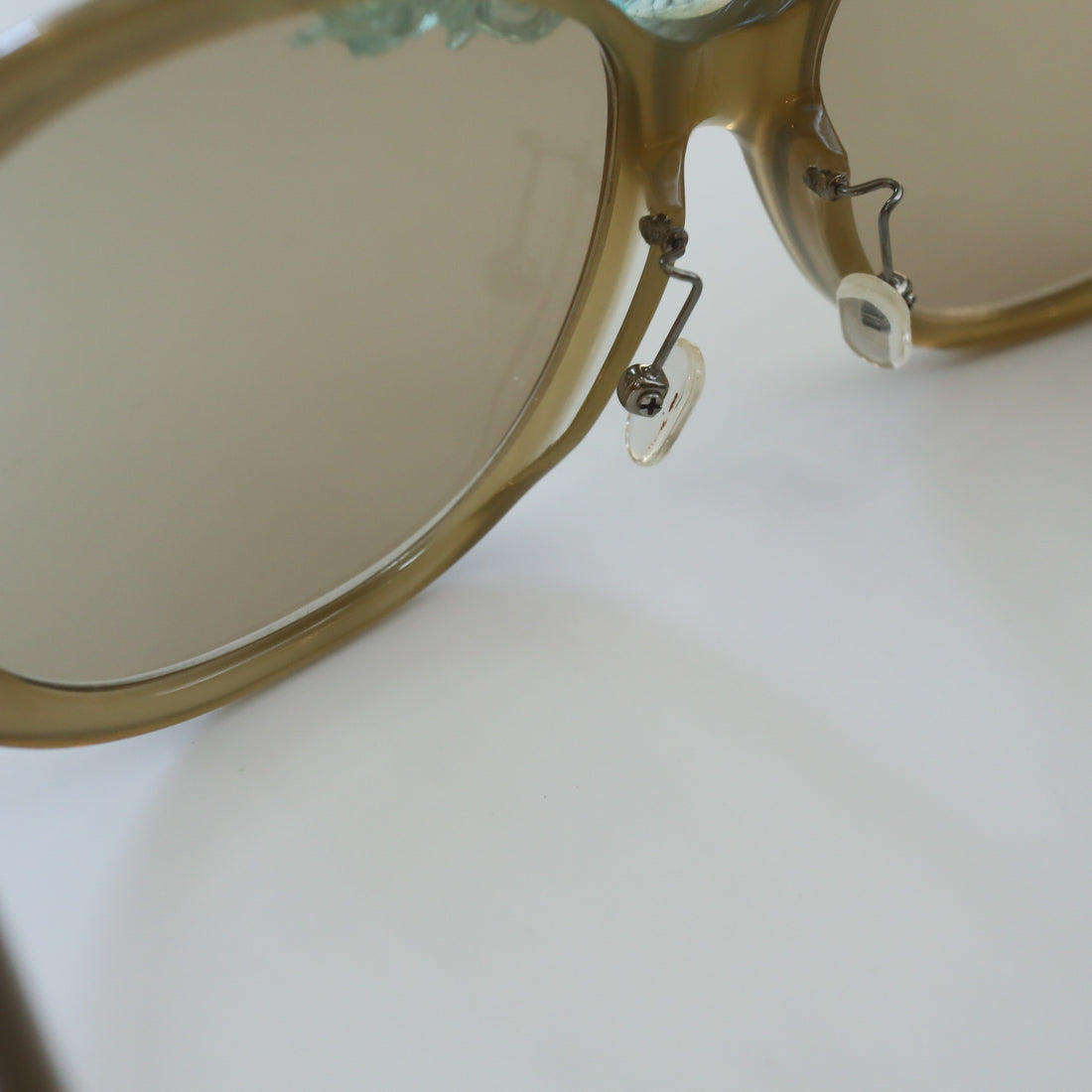 ANIGIG  MOLDING GLASSES LOEWE