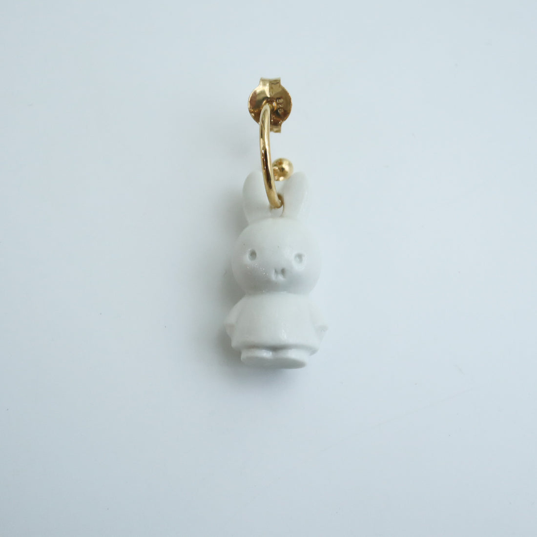 ANDRESGALLARDO  MIFFY SINGLE HOOP EARRING