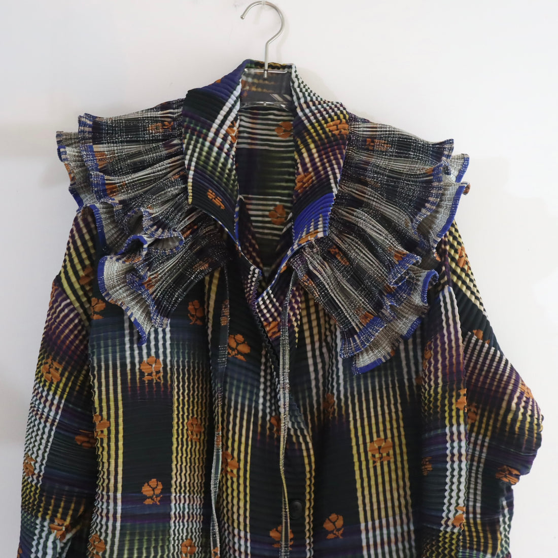 JULIA HEUER  WINNIE PLEATED COLLAR IN HELGE