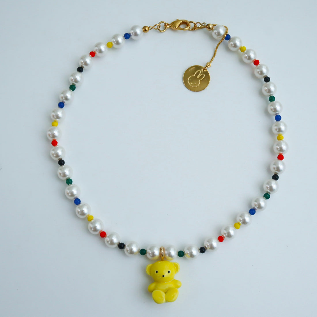 ANDRESGALLARDO  TEDDY BEAR & PEARLS NECKLACE