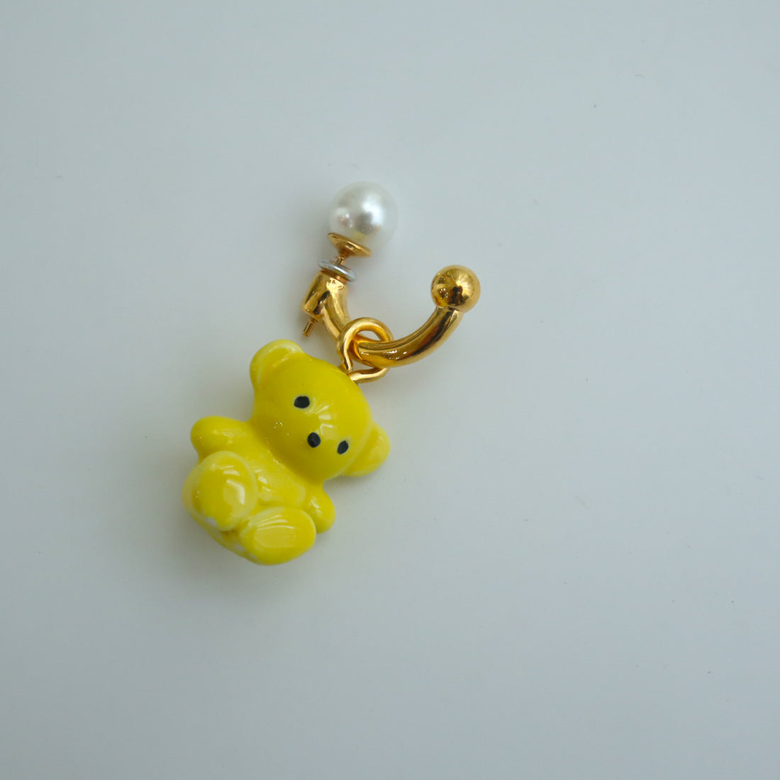 ANDRESGALLARDO  TEDDY BEAR & PEARL SING EARRING